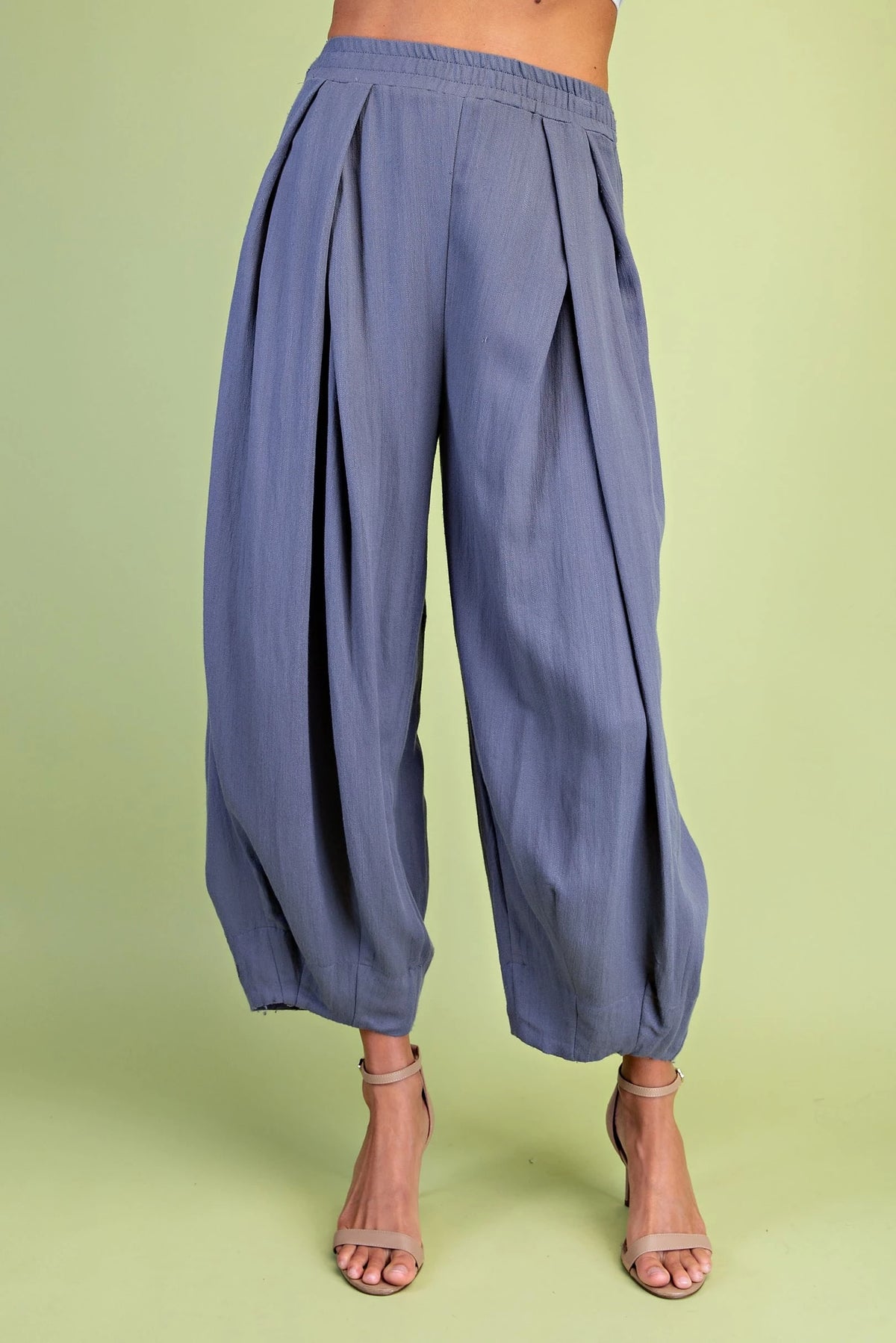GiGiO Lightweight Pleated Barrel-Leg Pants