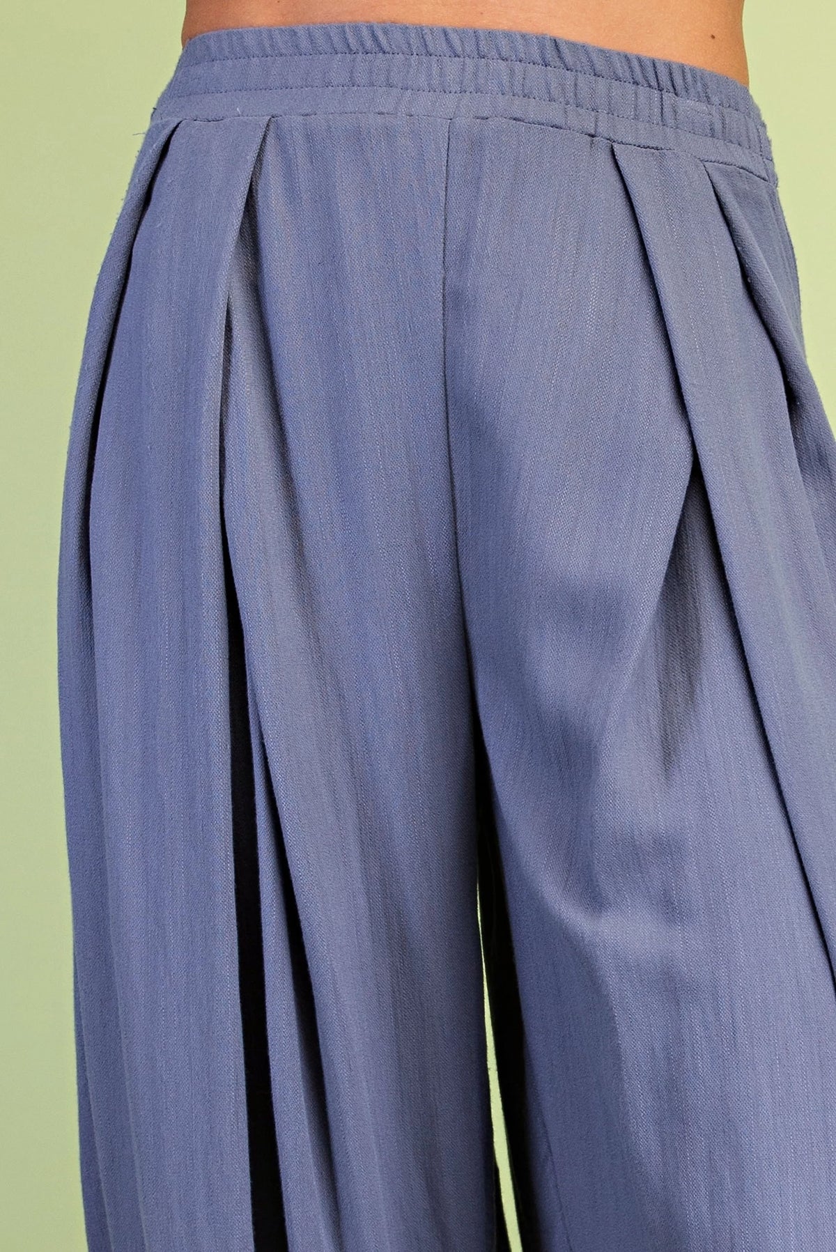 GiGiO Lightweight Pleated Barrel-Leg Pants