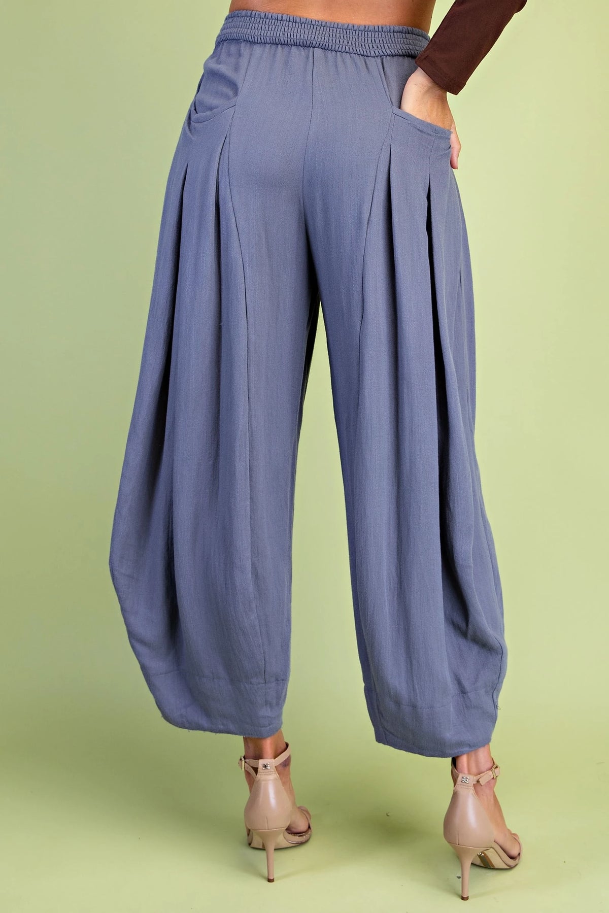 GiGiO Lightweight Pleated Barrel-Leg Pants