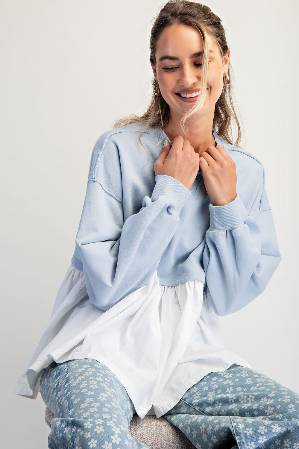 Oversized Sweatshirt Top with Pleated Skirt Hem