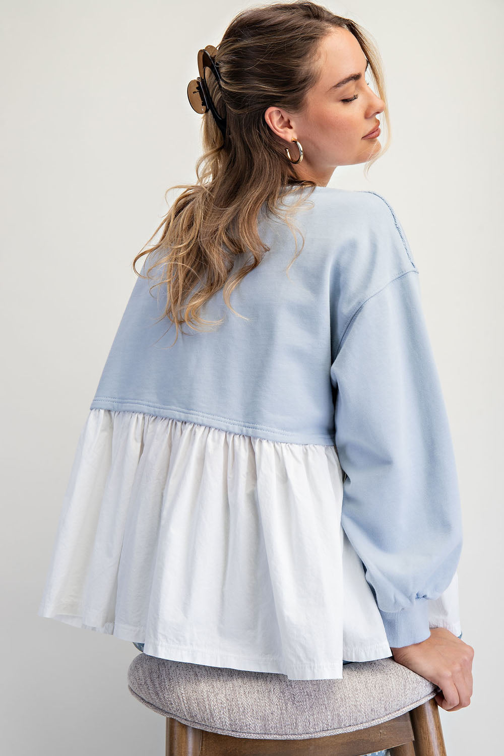 Oversized Sweatshirt Top with Pleated Skirt Hem