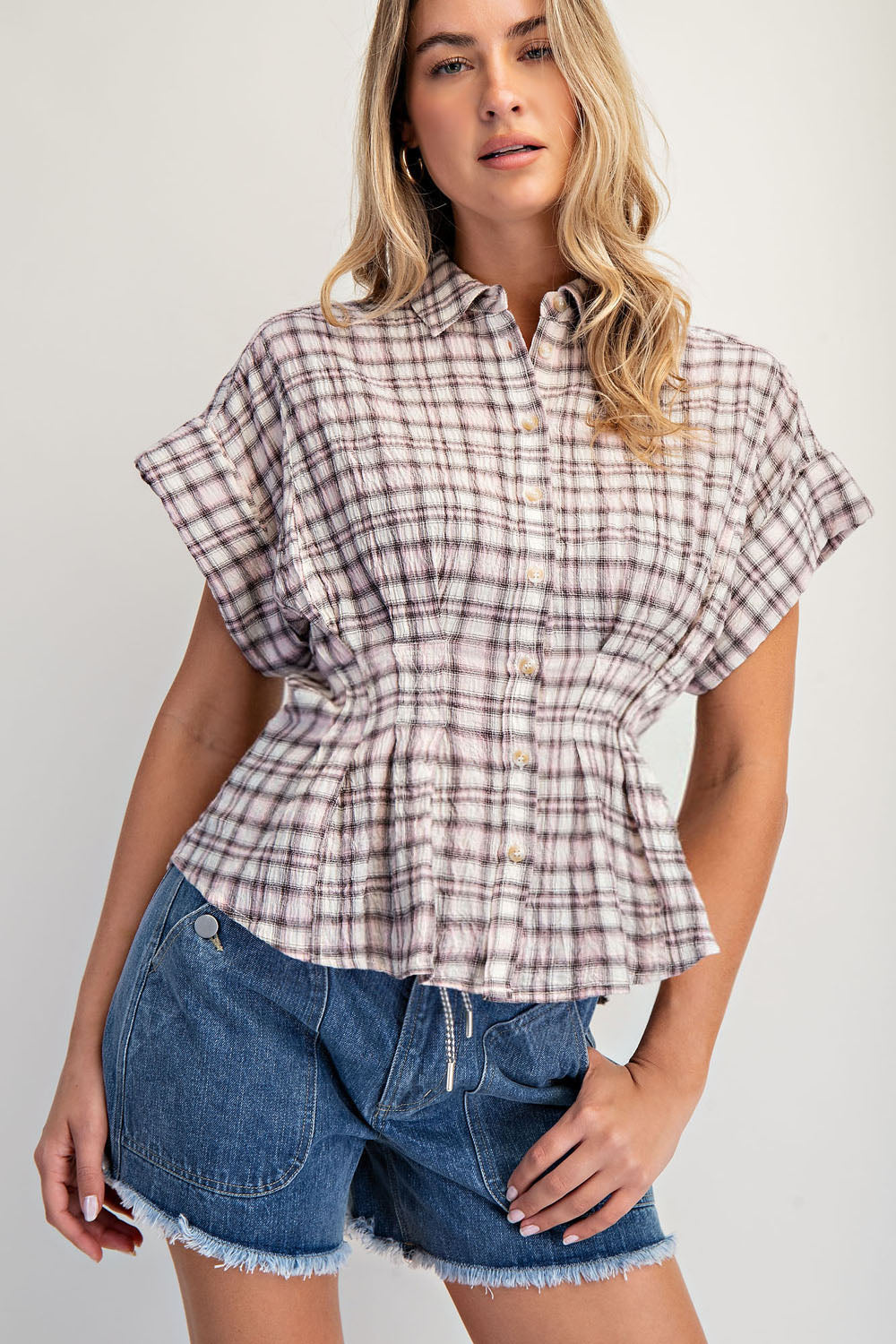 Short Sleeve Fitted Waist Plaid Blouse