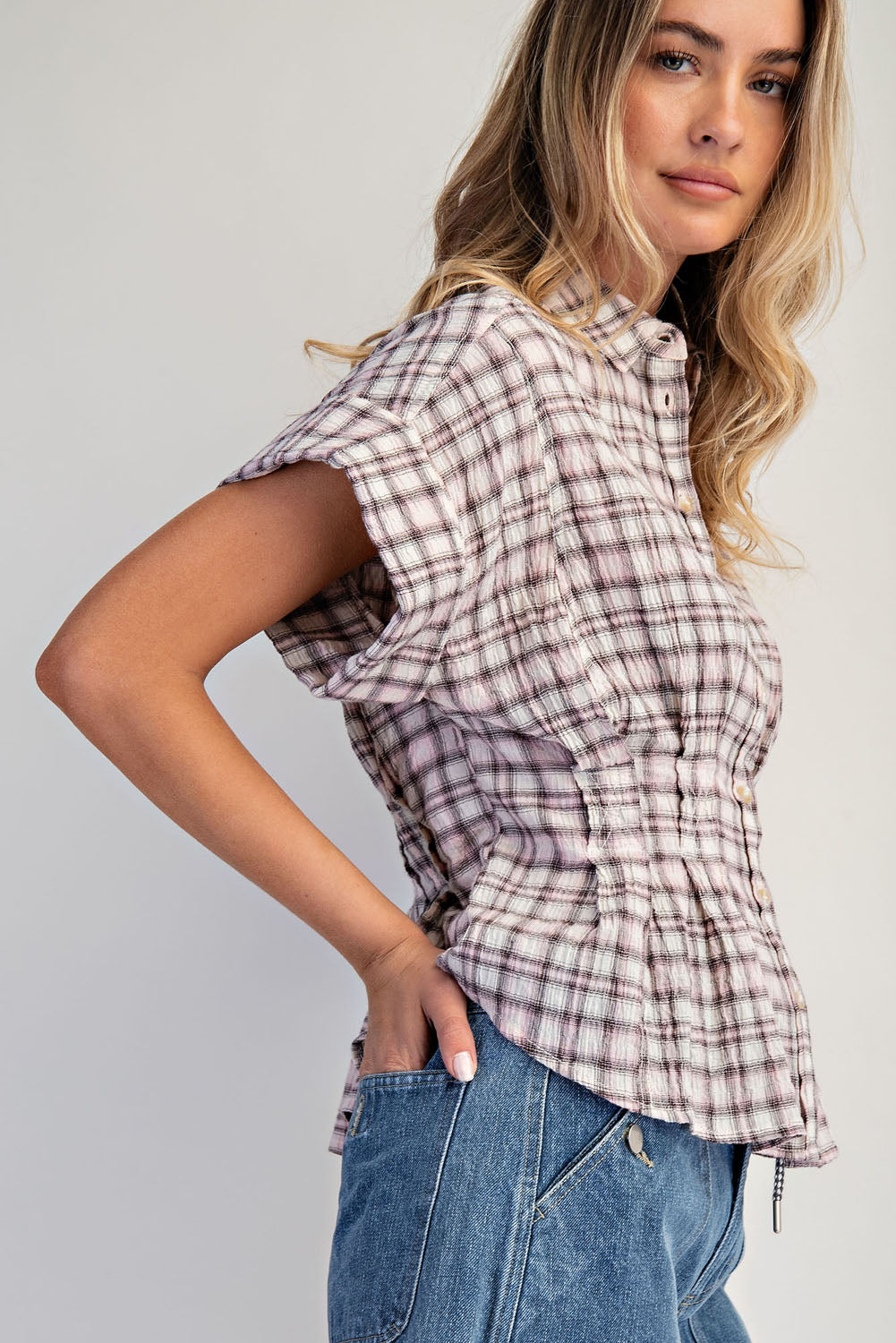 Short Sleeve Fitted Waist Plaid Blouse
