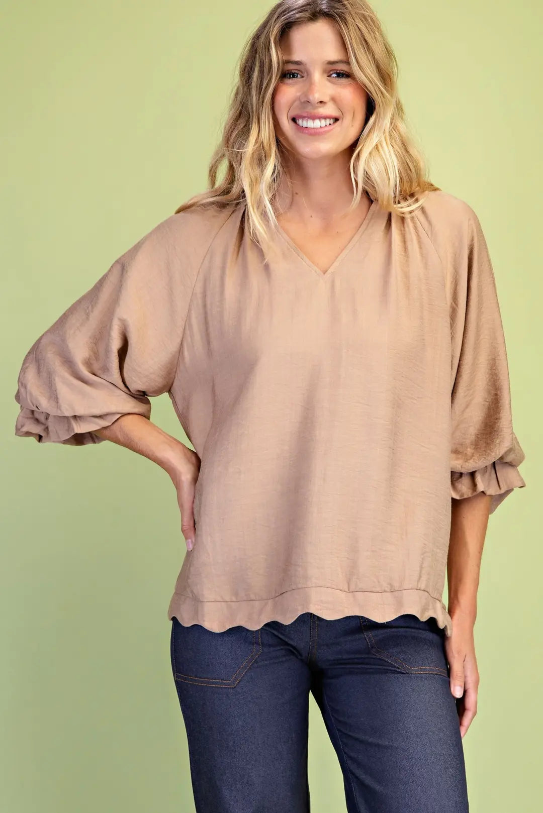 GiGiO Scalloped V-Neck Balloon Sleeve Blouse